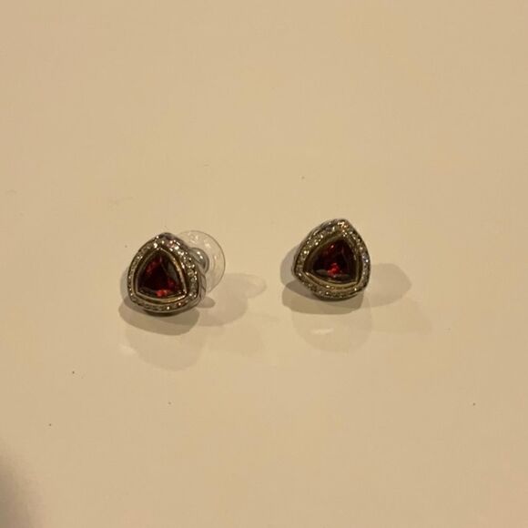 Trillion cut earrings   - Picture 1 of 2